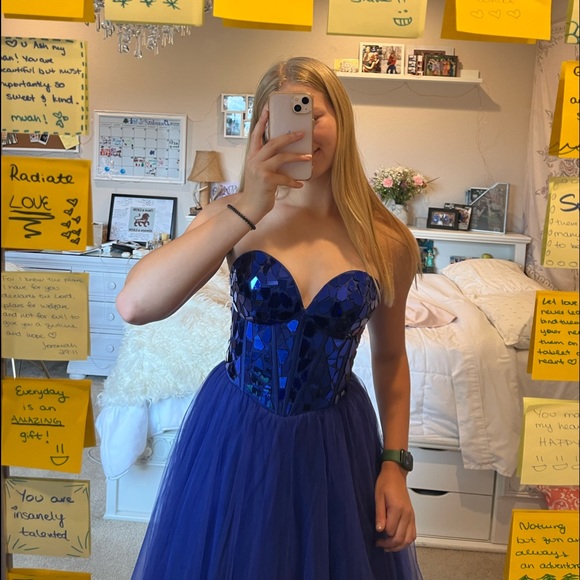 DAVID’S BRIDAL Jules and Cleo Mosaic Beaded Prom Dress | Color: Blue | Size 2 - Picture 2 of 10